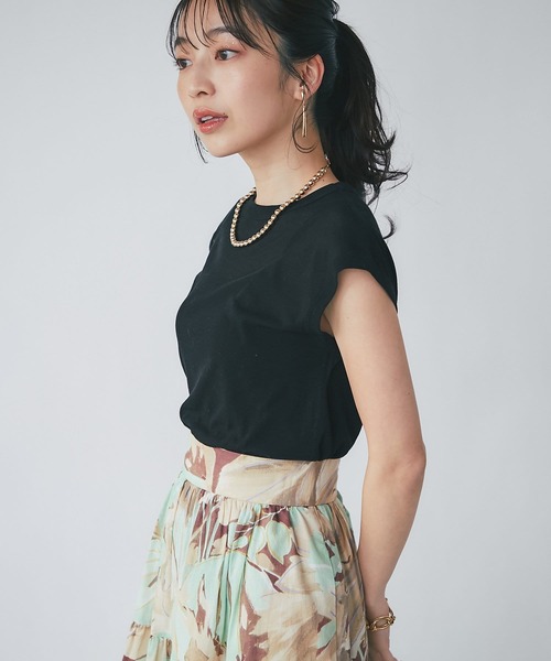 La boutique BonBon（ラブティックボンボン）の「シアーノースリーブカットソー（Tシャツ/カットソー・レディース・グレイッシュベージュ/ブラック/ホワイト・FREE）」の19枚目の写真