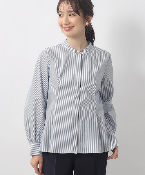 index（インデックス）の「◆バンドカラータックブラウス【洗濯機洗い可/イージーケア】（シャツ/ブラウス・レディース・ブルー系/サックスブルー/オフホワイト・36/38/42/40）」の3枚目の写真