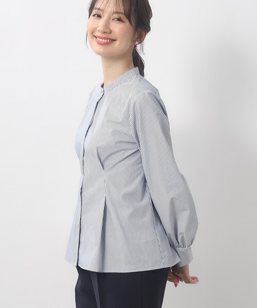 index（インデックス）の「◆バンドカラータックブラウス【洗濯機洗い可/イージーケア】（シャツ/ブラウス・レディース・ブルー系/サックスブルー/オフホワイト・36/38/42/40）」の12枚目の写真