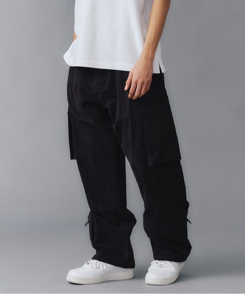 XLARGE（エクストララージ）の「FUNCTION CARGO PANTS（その他パンツ・メンズ・グレー/ブラック・30inch/32inch/34inch/36inch）」の2枚目の写真