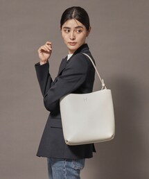 【ポルタ】レザーショルダーバッグ M 本革(商品番号:P25-35421)
