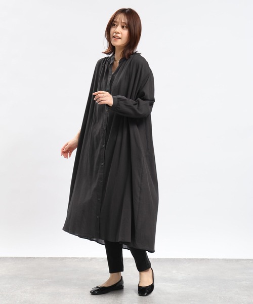 GLOBAL WORK Smile Seed Store（グローバルワーク スマイルシードストア）の「コットンボイルワンピース長袖/989261（シャツワンピース・レディース・チャコール/ブラック/グレイッシュベージュ/ダークネイビー・LARGE/MEDIUM/X-LARGE/SMALL）」の2枚目の写真