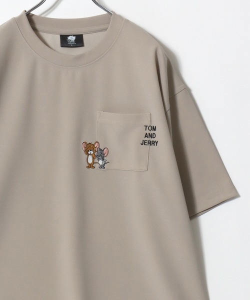 Tom&Jerry(トムアンドジェリー)の「2026SS Tom&Jerry/トムとジェリー キャラクター オーバーサイズ ワンポイント刺繍 ポケット付半袖Tシャツ レディース メンズ(Tシャツ/カットソー・レディース・ブラック/ホワイト/アッシュ/ピンク系その他/ブラック系その他/グレイッシュベージュ/ライトブルー/ホワイト系その他/ホワイト系その他2/ブラック系その他2/サックスブルー/ライトグレー/ベージュ系その他/ホワイト系その他3/チャコール/スミクロ・M/LL/L)」の12枚目の写真