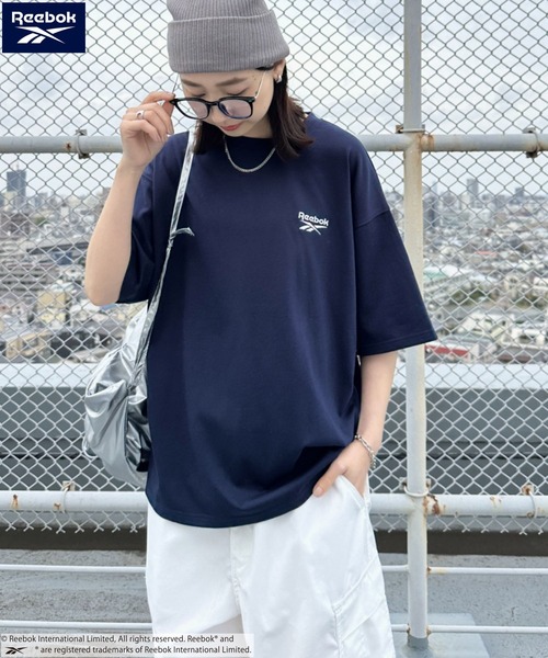 Reebok(リーボック)の「【WEB限定 別注】Reebok(リーボック)/ワンポイント ロゴ刺繍 クルーネック 半袖 Tシャツ(Tシャツ/カットソー・レディース・グレー/ネイビー/ブラック/ホワイト・L/M)」の8枚目の写真