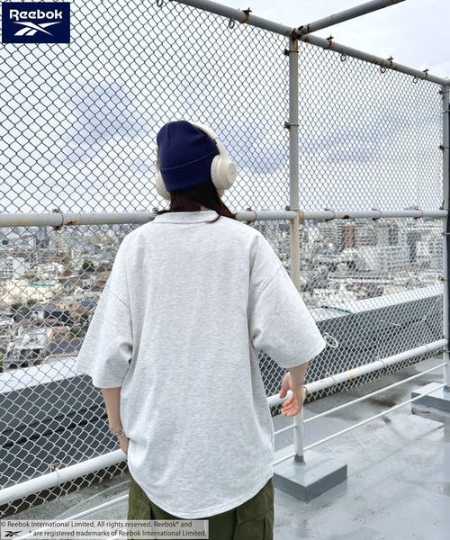 Reebok(リーボック)の「【WEB限定 別注】Reebok(リーボック)/ワンポイント ロゴ刺繍 クルーネック 半袖 Tシャツ(Tシャツ/カットソー・レディース・グレー/ネイビー/ブラック/ホワイト・L/M)」の16枚目の写真