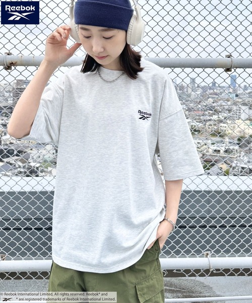 Reebok(リーボック)の「【WEB限定 別注】Reebok(リーボック)/ワンポイント ロゴ刺繍 クルーネック 半袖 Tシャツ(Tシャツ/カットソー・レディース・グレー/ネイビー/ブラック/ホワイト・L/M)」の7枚目の写真