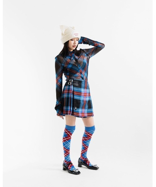 Charles Jeffrey Loverboy(チャールズジェフリーラバーボーイ)の「CHUNKY EARS BEANIE(ニットキャップ/ビーニー・レディース・ブラック/レッド/ライトグリーン/ホワイト系その他/ブルー・ONE SIZE)」の14枚目の写真