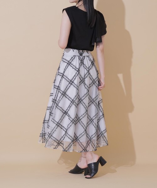 JILL by JILL STUART（ジルバイジルスチュアート）の「◇シアーチェックフレアスカート（スカート・レディース・ホワイト系その他/モカ・M/S）」の21枚目の写真