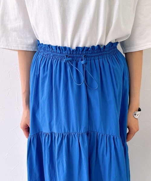 nissen（ニッセン）の「綿ローン　ドロストラウンド切替スカート（スカート・レディース・ブラック/ロイヤルブルー・M/L/LL）」の3枚目の写真