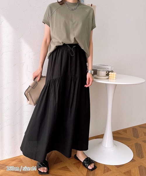 nissen（ニッセン）の「綿ローン　ドロストラウンド切替スカート（スカート・レディース・ブラック/ロイヤルブルー・M/L/LL）」の6枚目の写真