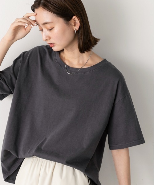 ad thie(アドティエ)の「ヴィンテージライク ピグメントTシャツ(Tシャツ/カットソー・レディース・チャコールグレー/ブルー/ネイビー/レッド・FREE)」の9枚目の写真