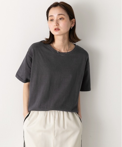 ad thie(アドティエ)の「ヴィンテージライク ピグメントTシャツ(Tシャツ/カットソー・レディース・チャコールグレー/ブルー/ネイビー/レッド・FREE)」の10枚目の写真