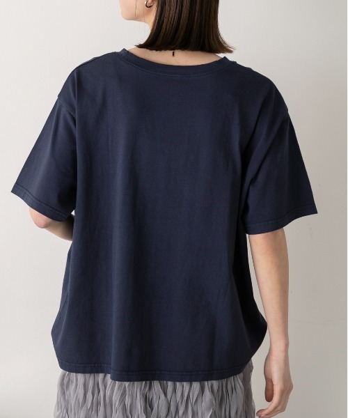ad thie(アドティエ)の「ヴィンテージライク ピグメントTシャツ(Tシャツ/カットソー・レディース・チャコールグレー/ブルー/ネイビー/レッド・FREE)」の15枚目の写真
