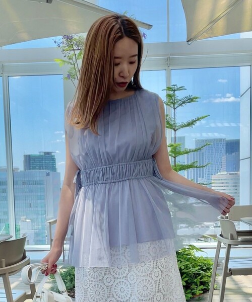 couture brooch（クチュールブローチ）の「◆【着映える透け感】チュールサイドリボンチュニック（チュニック・レディース・ライトグレー/ブラック/ブラウン系・38/42）」の15枚目の写真