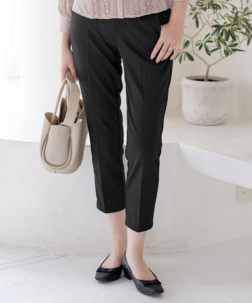 Tiaclasse（ティアクラッセ）の「“きれい見え” カットソーテーパードパンツ（その他パンツ・レディース・グレイッシュベージュ/ネイビー/ブラック・XL/XXL）」の2枚目の写真