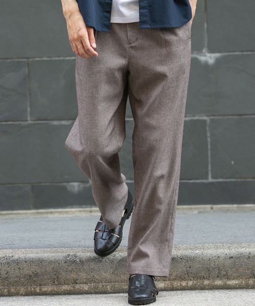 URBAN RESEARCH ROSSO MEN（アーバンリサーチロッソメン）の「コットンリネンリラックストラウザー（その他パンツ・メンズ・ブラウン/ベージュ/ブラック・MEDIUM/LARGE）」の2枚目の写真