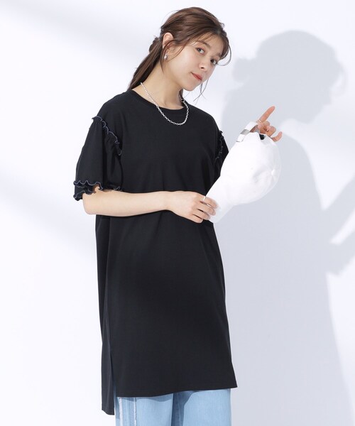 Cutie Blonde（キューティーブロンド）の「◆配色メロウがポイント お袖フリルチュニックワンピース（チュニック・レディース・アイボリー/チャコールグレー/ブラック・04/03/02）」の2枚目の写真