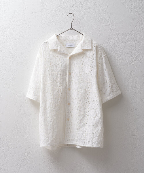 WHIMSIC（ウィムジック）の「【UNISEX】フラワーパターンレースシャツ（シャツ/ブラウス・メンズ・チャコールグレー/ホワイト・FREE）」の14枚目の写真