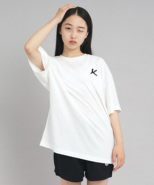 PINK-latte(ピンクラテ)の「◆【130cmあり】バックフォトプリントTシャツ(Tシャツ/カットソー・キッズ・グリーン系/ブラック/グレー/ホワイト・15 /13/14/16)」の5枚目の写真