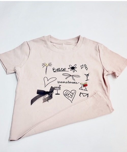 Achic(アシック)の「手描き風プリントTシャツ(Tシャツ/カットソー・レディース・グレー/ブラック/ホワイト/ピンク・M)」の6枚目の写真