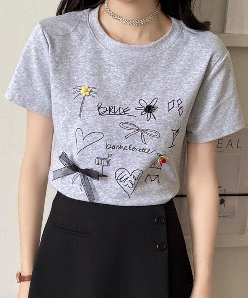 Achic(アシック)の「手描き風プリントTシャツ(Tシャツ/カットソー・レディース・グレー/ブラック/ホワイト/ピンク・M)」の17枚目の写真