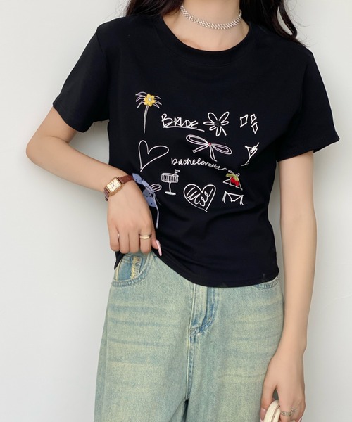 Achic(アシック)の「手描き風プリントTシャツ(Tシャツ/カットソー・レディース・グレー/ブラック/ホワイト/ピンク・M)」の21枚目の写真