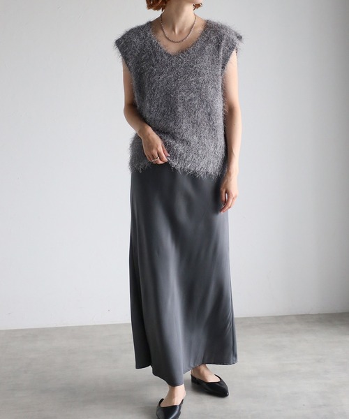 meilmada（メイルマダ）の「Vネックフェザーニットベスト（ベスト・レディース・ベージュ/グレー/ブラック・FREE）」の6枚目の写真