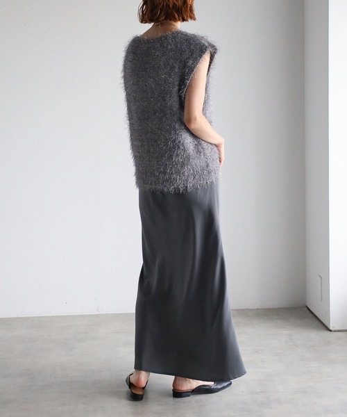 meilmada（メイルマダ）の「Vネックフェザーニットベスト（ベスト・レディース・ベージュ/グレー/ブラック・FREE）」の7枚目の写真