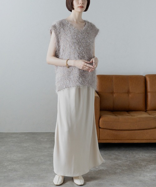 meilmada（メイルマダ）の「Vネックフェザーニットベスト（ベスト・レディース・ベージュ/グレー/ブラック・FREE）」の9枚目の写真