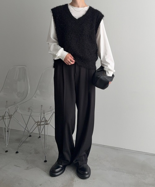 Vネックフェザーニットベスト（ベスト）｜meilmada（メイルマダ）の