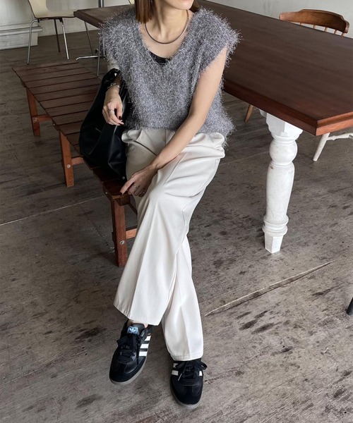 meilmada（メイルマダ）の「Vネックフェザーニットベスト（ベスト・レディース・ベージュ/グレー/ブラック・FREE）」の19枚目の写真