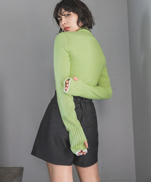 PAGEBOY(ページボーイ)の「バイカラースリーブハイネックニット(ニット/セーター・レディース・ブラウン/ブラック/ライトブルー/オフホワイト/レモンイエロー・FREE)」の22枚目の写真