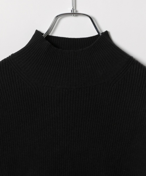 PAGEBOY(ページボーイ)の「バイカラースリーブハイネックニット(ニット/セーター・レディース・ブラウン/ブラック/ライトブルー/オフホワイト/レモンイエロー・FREE)」の15枚目の写真