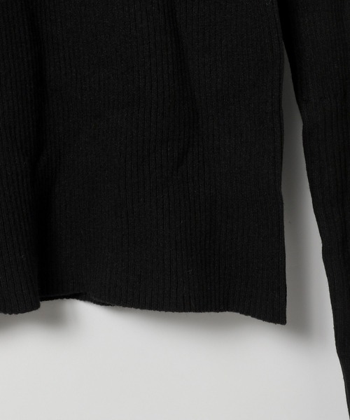 PAGEBOY(ページボーイ)の「バイカラースリーブハイネックニット(ニット/セーター・レディース・ブラウン/ブラック/ライトブルー/オフホワイト/レモンイエロー・FREE)」の17枚目の写真