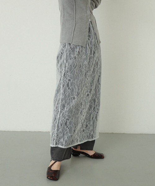 SENSE OF PLACE by URBAN RESEARCH(センスオブプレイスバイアーバンリサーチ)の「2WAYスパンコールスカート(スカート・レディース・アイボリー/ブラック・ONE)」の3枚目の写真