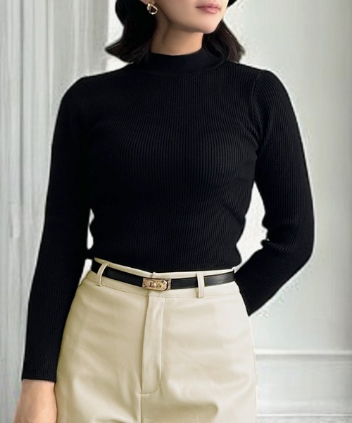 Julia Boutique（ジュリアブティック）の「【毎日ニット】選べるVネック・ハイネック リブニットトップス（ニット/セーター・レディース・ブラック系1/グレー系1/ワイン系1/ネイビー系1/アイボリー系1/イエロー系1/グレー系2/アイボリー系2/ホワイト系1/ホワイト系2/ブラック系2/ワイン系2/ネイビー系2/イエロー系2・ONE）」の5枚目の写真