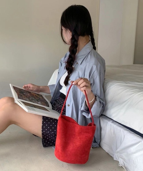 HEILIS（ヘイリス）の「【新色追加】ワンハンドルスエードバケツバッグ / 春 フェイクスウェード ミニバッグ バケツバッグ バケツ型バッグ ブラック レッド ベージュ ブラウン（ハンドバッグ・レディース・レッド/ブラウン/ベージュ/ブラック・FREE）」の15枚目の写真