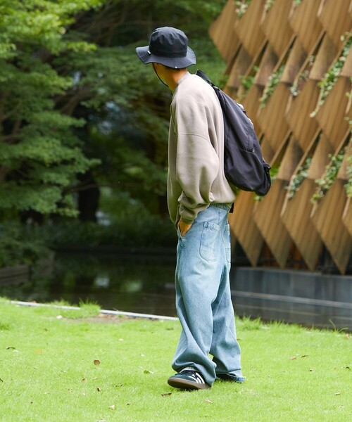 FREAK'S STORE（フリークスストア）の「限定展開 ビッグシルエット クルーネック フリースPO/プルオーバー（Tシャツ/カットソー・メンズ・チャコールグレー/グレー/オリーブ/ブラック/ネイビー/ベージュ・SMALL/MEDIUM/LARGE）」の17枚目の写真