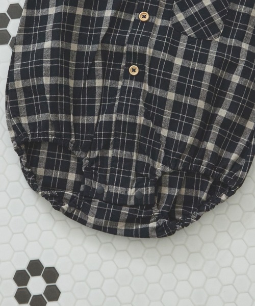 pairmanon（ペアマノン）の「【ベビー】ポケット付き スタンドカラー ロンパース（ロンパース・キッズ・ベージュ/グレー/ブラック・70/80）」の7枚目の写真