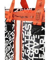 PEARLY GATES（パーリーゲイツ）の「【PEARLY GATES】ロゴパネル柄