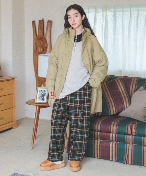 niko and...（ニコアンド）の「オリジナルフェイクファーボアムートンスリッポン（スリッポン・レディース・ブラック/アイボリー/キャメル・MEDIUM/LARGE）」の22枚目の写真