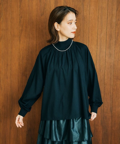 studio CLIP（スタディオクリップ）の「リブモックフレアブラウス（シャツ/ブラウス・レディース・ベージュ/グレー/オフホワイト/ブラック・FREE）」の7枚目の写真