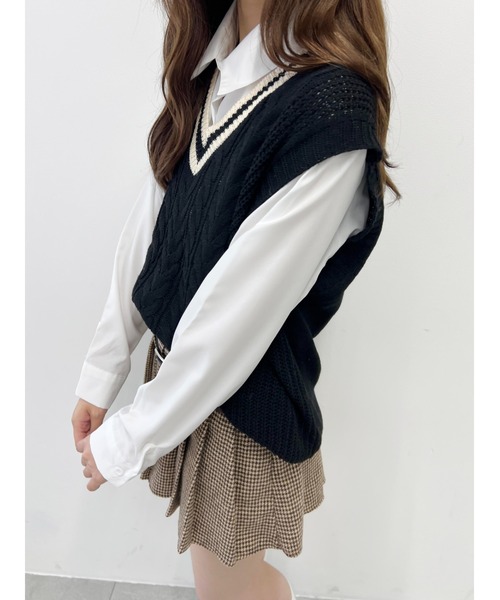 PHILLY（フィリー）の「【2点セット】ラインニットベスト+シャツセット（ベスト・レディース・アイボリー/ブラック・FREE）」の10枚目の写真