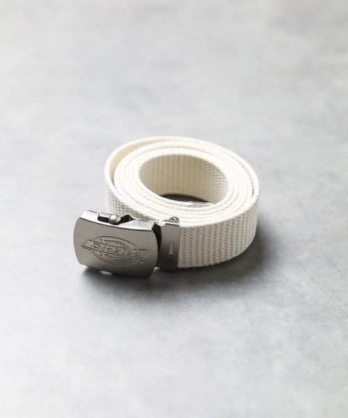 Dickies(ディッキーズ)の「【Dickies】GI Belt(ベルト・メンズ・ブラック×ホワイト/ホワイト系その他/ベージュ/グリーン系その他/イエロー/ブラック×レッド/カーキ/ネイビー系/オフホワイト/ブラック・FREE)」の2枚目の写真
