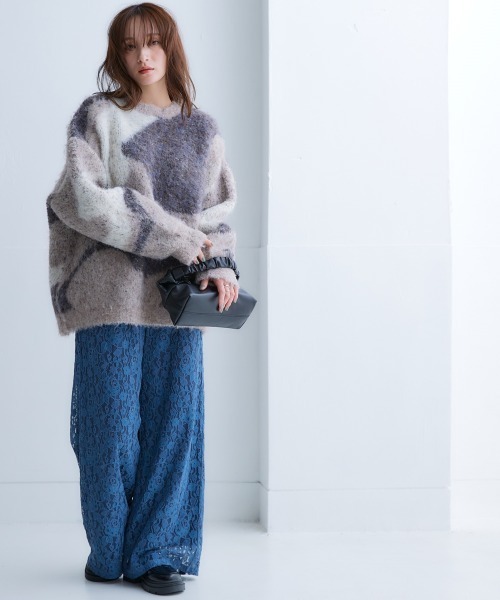 Soiunique（スワユニーク）の「3色使いブークレジャガードニット［Soiunique］（ニット/セーター・レディース・ブラック/ブルー/ベージュ・LL/M/L）」の11枚目の写真