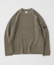 【C.P. Company / シーピーカンパニー】CREW NECK IN CHENILLE COTTON