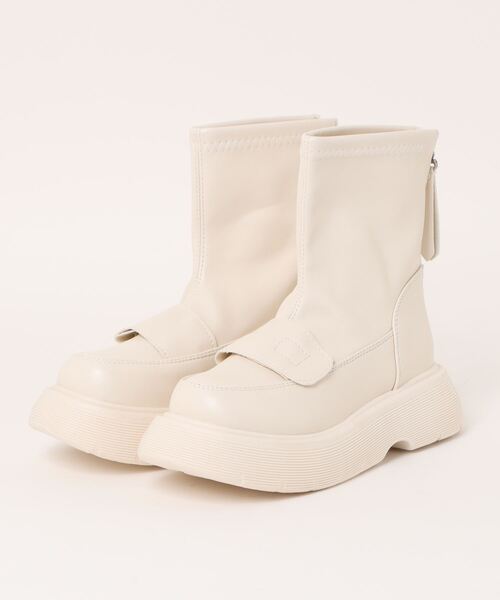 STYLEBLOCK（スタイルブロック）の「裏起毛バックファスナー仕様厚底ショートブーツ（ブーツ・レディース・オフホワイト/ブラック・36/40/39/38/37/35）」の5枚目の写真