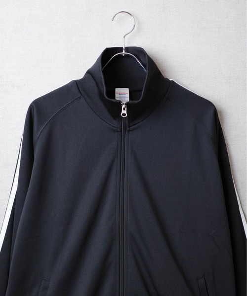 United Athle（ユナイテッドアスレ）の「【CBT1】【United Athle】7.0オンス スムース ラグランスリーブ トラック ジャケット 1901（ナイロンジャケット・レディース・ブラック×ホワイト/サンドベージュ/ブラック×ゴールド/ライトグレー/サックスブルー・LARGE/MEDIUM）」の11枚目の写真