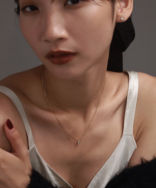 LHME(エルエイチエムイー)の「【WEB限定】”twinkle”1粒ビジューネックレス/ジルコニア/スペシャルパッケージ/サージカルステンレス(金属アレルギー対応)【LHME / エルエイチエムイー】(ネックレス・レディース・ゴールド・40cm)」の14枚目の写真