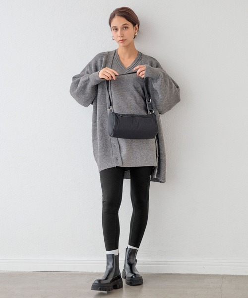 HEREIAM(ヘレイアム)の「【HEREIAM】PDシリンダーバッグ(ショルダーバッグ・レディース・ブラック/ライトグレー・FREE)」の4枚目の写真